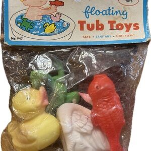 VINTAGE MIDCENTURY BATH TOYS SEALED PACKAGE SWAN,FISH,FROG,DUCK MADE HONG KONG
